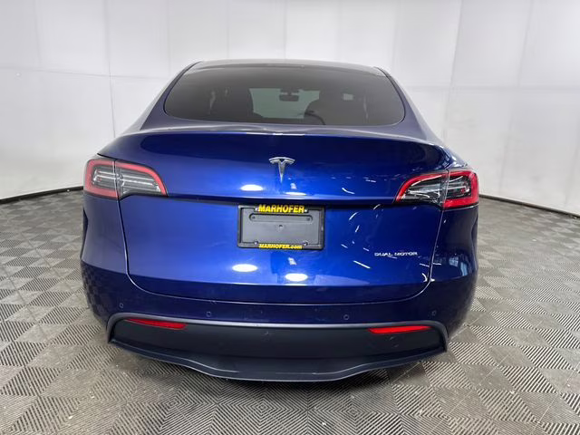 2021 Deep Blue Metallic Tesla Model Y Long Range AWD SUV