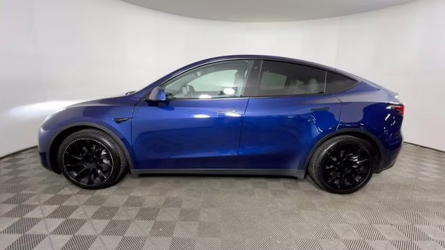 2021 Deep Blue Metallic Tesla Model Y Long Range AWD SUV