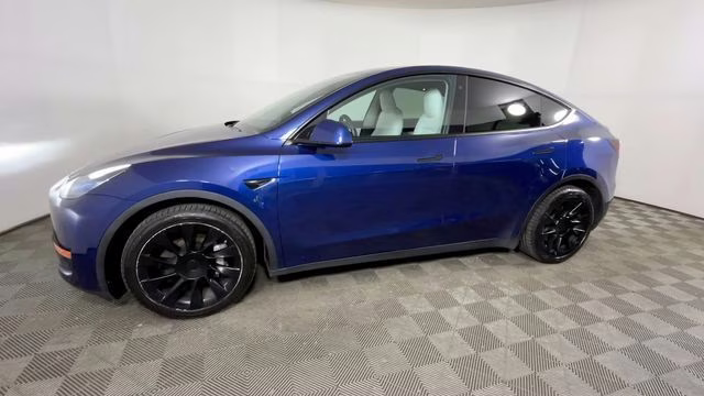 2021 Deep Blue Metallic Tesla Model Y Long Range AWD SUV