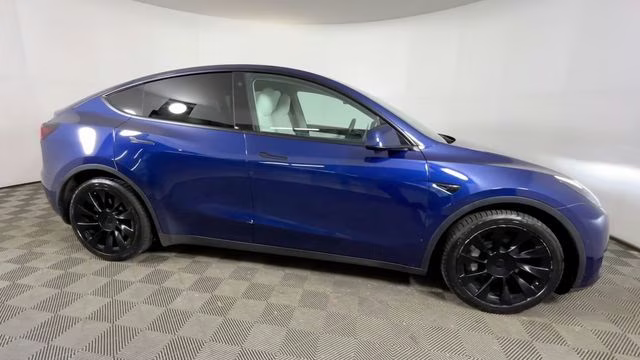 2021 Deep Blue Metallic Tesla Model Y Long Range AWD SUV