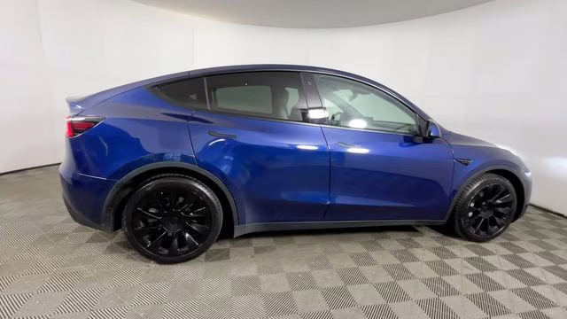 2021 Deep Blue Metallic Tesla Model Y Long Range AWD SUV
