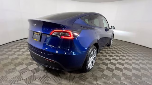 2023 Deep Blue Metallic Tesla Model Y Long Range AWD SUV