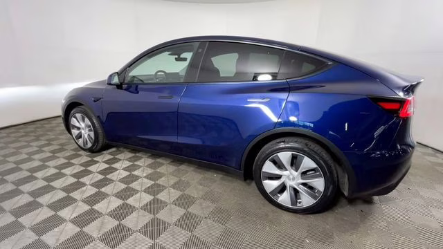 2023 Deep Blue Metallic Tesla Model Y Long Range AWD SUV