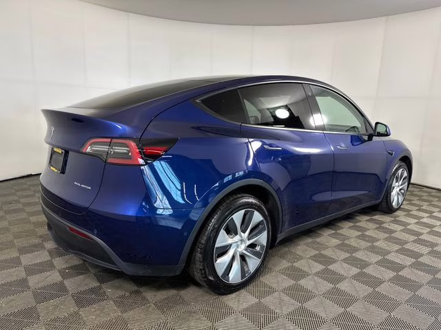 2022 Deep Blue Metallic Tesla Model Y Long Range AWD SUV