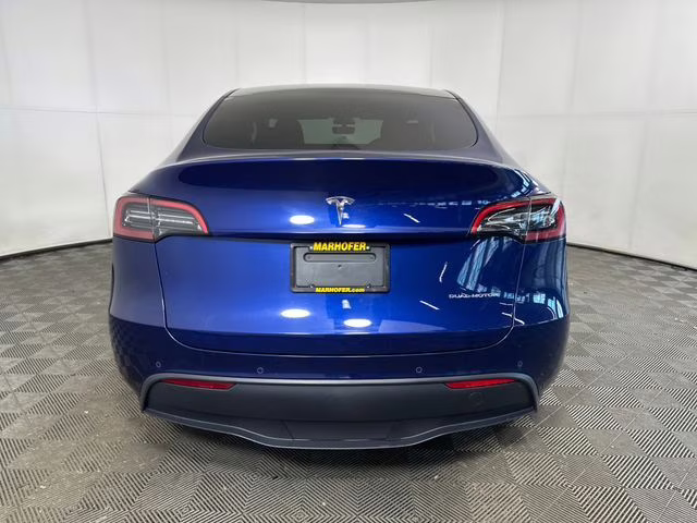 2022 Deep Blue Metallic Tesla Model Y Long Range AWD SUV