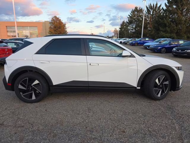 2025 Atlas White Hyundai IONIQ 5 SEL AWD SUV