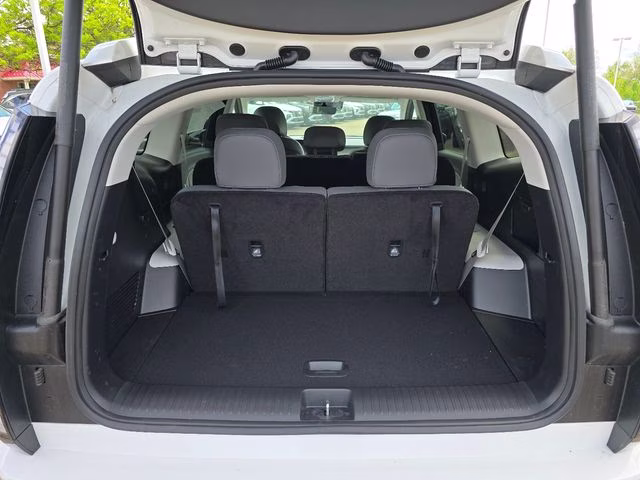 2026 Snow White Pearl Hyundai IONIQ 9 SEL AWD SUV