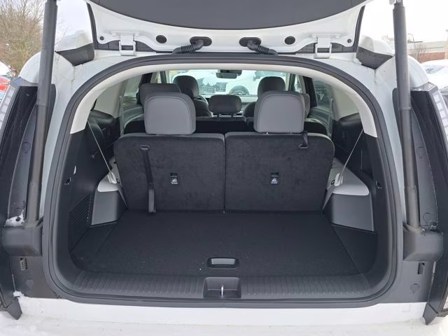 2026 Snow White Pearl Hyundai IONIQ 9 SEL AWD SUV