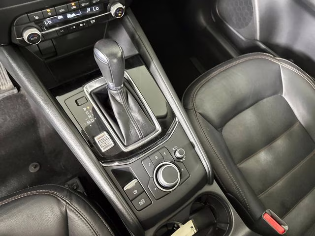 2021 Snowflake White Pearl Mica Mazda CX-5 Touring AWD SUV