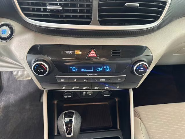 2021 White Cream Hyundai Tucson SEL FWD SUV