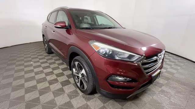 2016 Ruby Wine Hyundai Tucson Limited AWD SUV