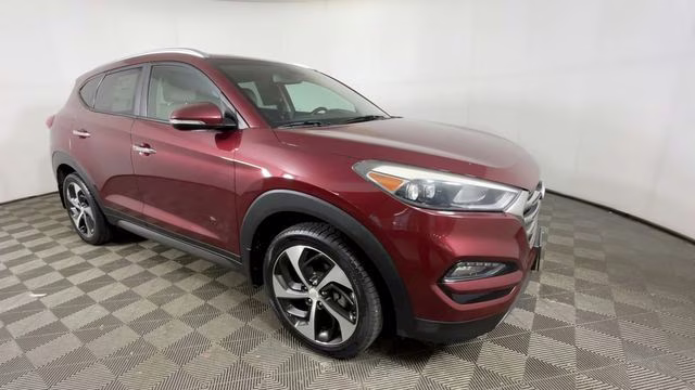 2016 Ruby Wine Hyundai Tucson Limited AWD SUV