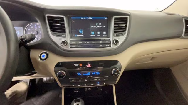 2016 Ruby Wine Hyundai Tucson Limited AWD SUV