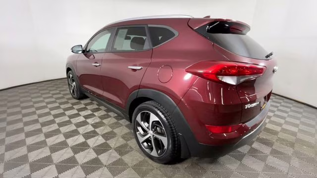 2016 Ruby Wine Hyundai Tucson Limited AWD SUV