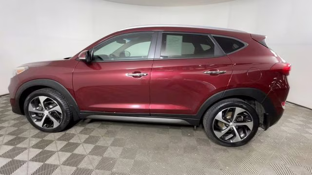 2016 Ruby Wine Hyundai Tucson Limited AWD SUV
