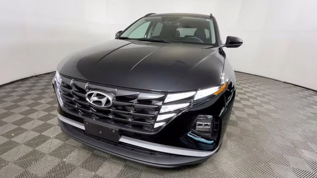 2024 Black Pearl Hyundai Tucson SEL AWD SUV