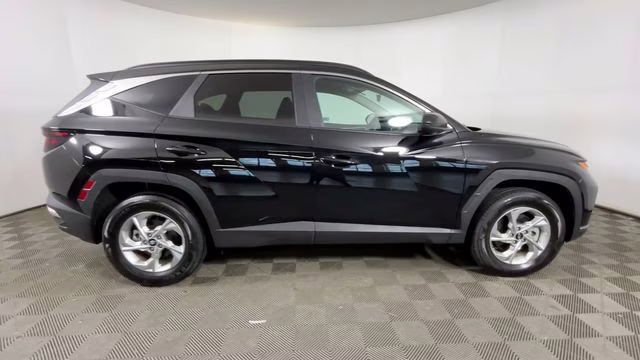 2024 Black Pearl Hyundai Tucson SEL AWD SUV