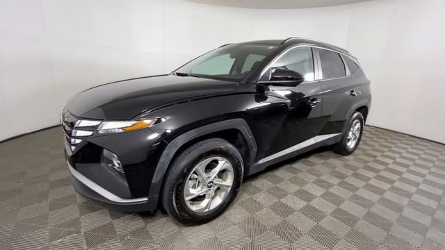 2024 Black Pearl Hyundai Tucson SEL AWD SUV