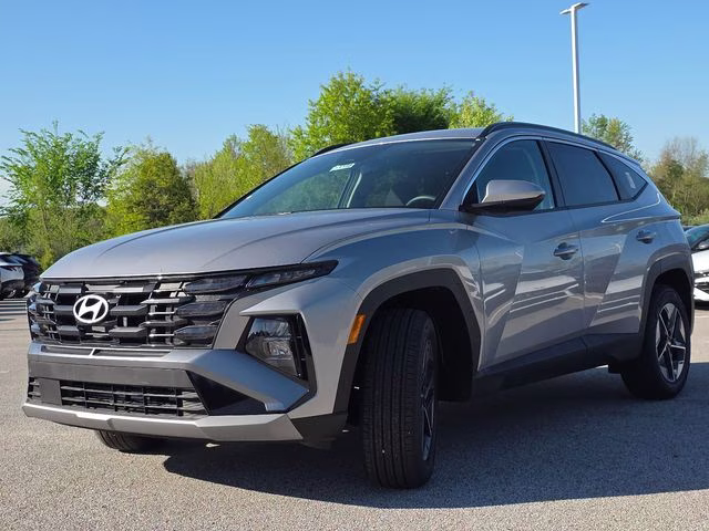 2026 Shimmering Silver Hyundai Tucson Hybrid SEL AWD SUV