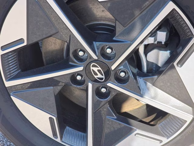 2026 Shimmering Silver Hyundai Tucson Hybrid SEL AWD SUV