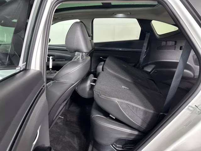 2024 White Pearl Hyundai Tucson Hybrid Limited AWD SUV