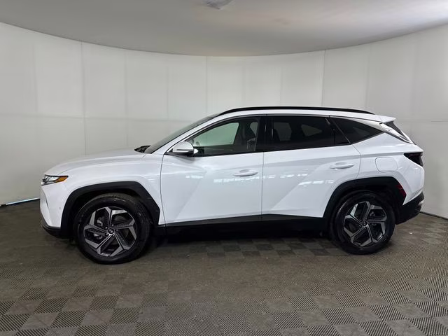 2024 White Pearl Hyundai Tucson Hybrid Limited AWD SUV