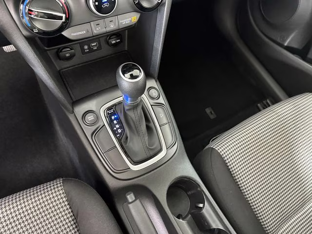 2019 Ultra Black Pearl Hyundai Kona SE AWD SUV
