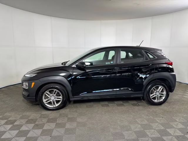 2019 Ultra Black Pearl Hyundai Kona SE AWD SUV