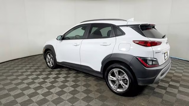 2023 Lunar White Hyundai Kona SEL AWD SUV