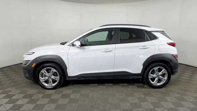 2023 Lunar White Hyundai Kona SEL AWD SUV
