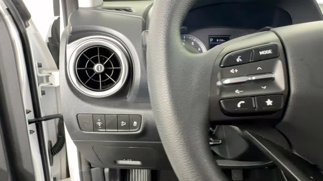 2023 Lunar White Hyundai Kona SEL AWD SUV