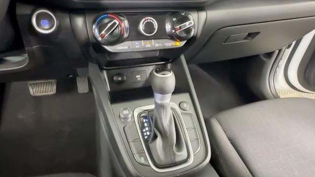 2023 Lunar White Hyundai Kona SEL AWD SUV