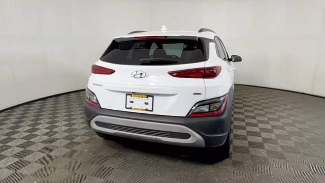 2023 Lunar White Hyundai Kona SEL AWD SUV