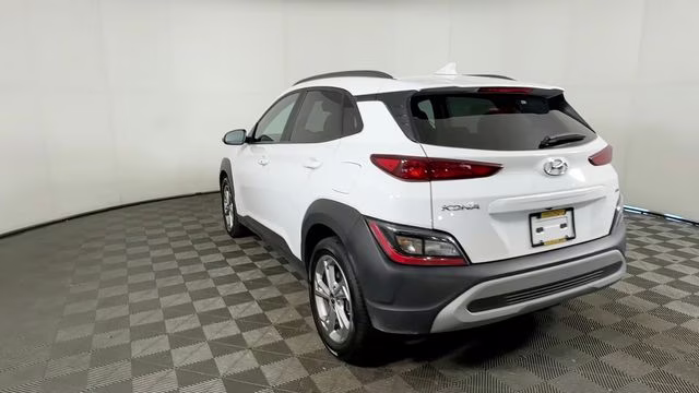 2023 Lunar White Hyundai Kona SEL AWD SUV