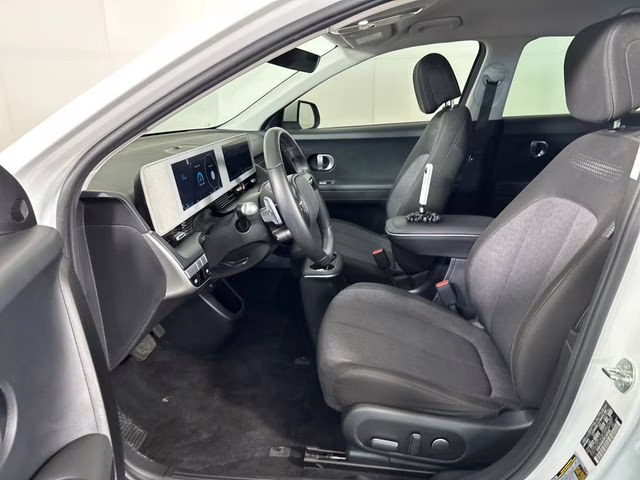 2024 Atlas White Hyundai IONIQ 5 SE RWD SUV