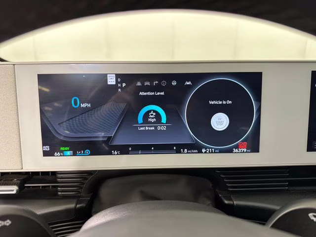 2024 Atlas White Hyundai IONIQ 5 SE RWD SUV