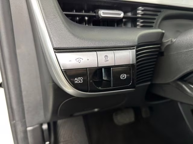 2024 Atlas White Hyundai IONIQ 5 SE RWD SUV