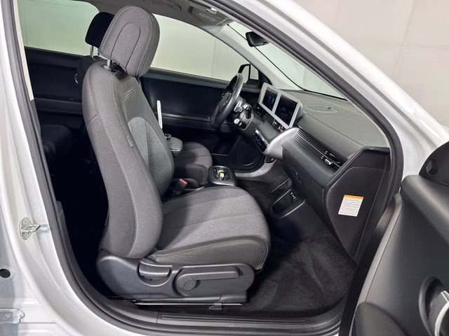 2024 Atlas White Hyundai IONIQ 5 SE RWD SUV