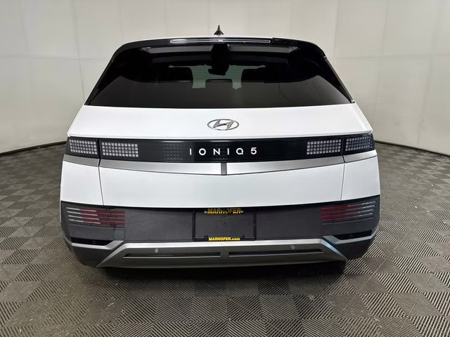 2024 Atlas White Hyundai IONIQ 5 SE RWD SUV