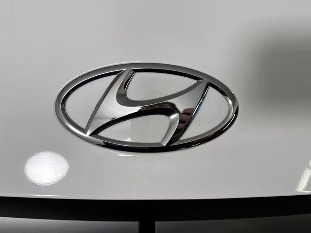 2024 Atlas White Hyundai IONIQ 5 SE RWD SUV