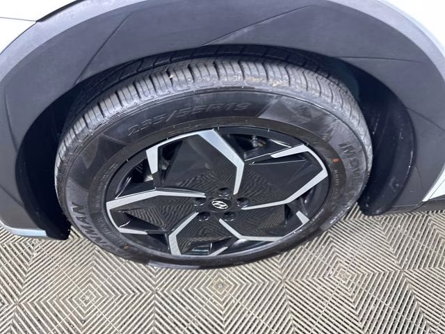 2024 Atlas White Hyundai IONIQ 5 SE RWD SUV