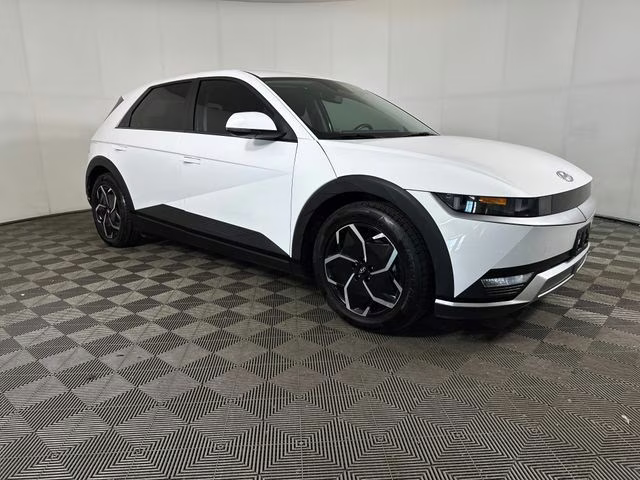2024 Atlas White Hyundai IONIQ 5 SE RWD SUV