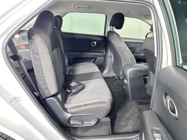 2024 Atlas White Hyundai IONIQ 5 SE RWD SUV