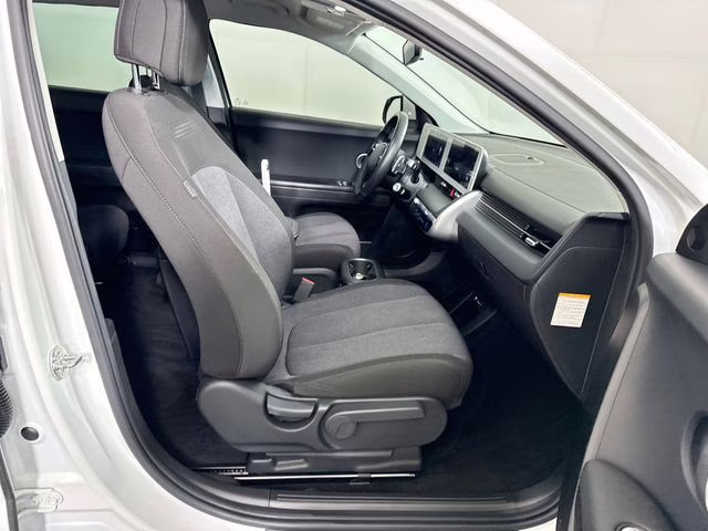 2024 Atlas White Hyundai IONIQ 5 SE RWD SUV