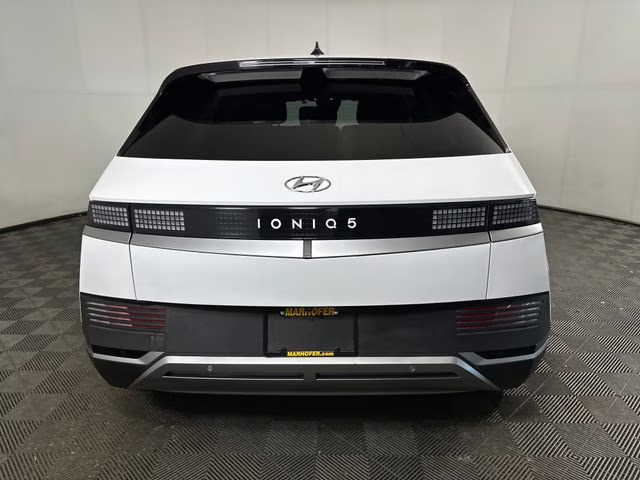 2024 Atlas White Hyundai IONIQ 5 SE RWD SUV