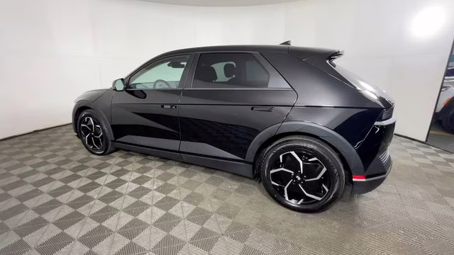 2024 Abyss Black Hyundai IONIQ 5 SEL RWD SUV