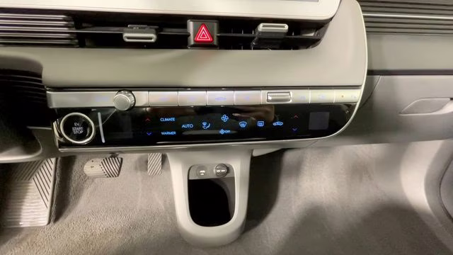 2024 Atlas White Hyundai IONIQ 5 SEL RWD SUV