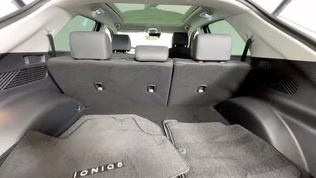 2024 Atlas White Hyundai IONIQ 5 Limited RWD SUV