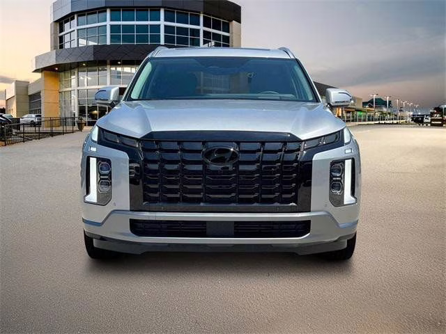 2025 Typhoon Silver Hyundai Palisade Limited AWD SUV