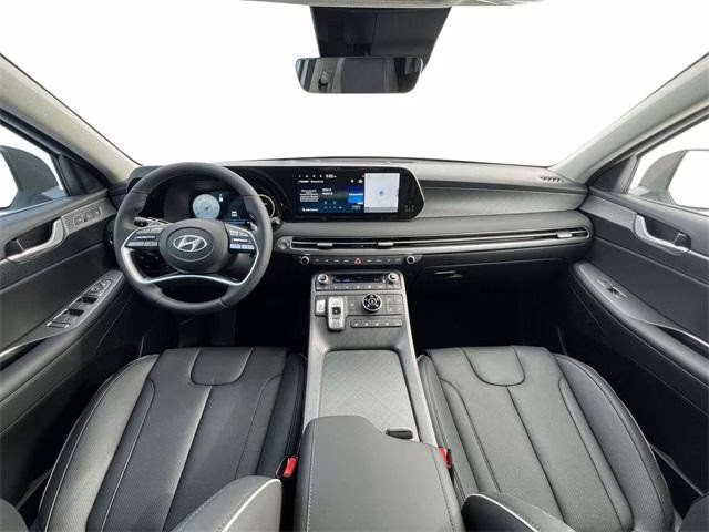 2025 Typhoon Silver Hyundai Palisade Limited AWD SUV